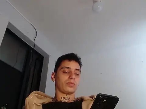 xalejo max online show from 11/25/25, 05:46