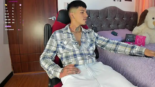 Savajelust online show from 09/21/25, 05:58