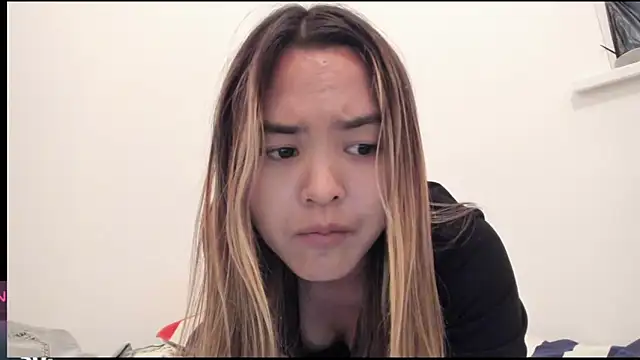 Snapshot of saika_blush chatting on 09/16/25, 04:35 saika blush online show from 09/16/25, 04:35