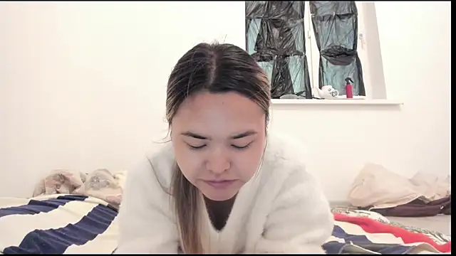 Snapshot of saika_blush chatting on 09/25/25, 05:00 saika blush online show from 09/25/25, 05:00