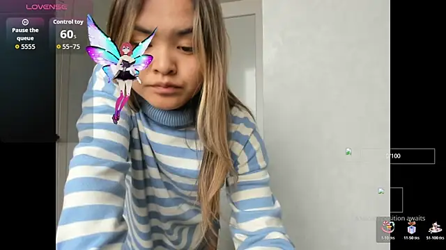 Snapshot of saika_blush chatting on 10/26/25, 08:09 saika blush online show from 10/26/25, 08:09