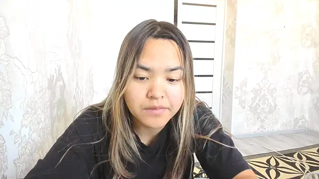 Snapshot of saika_blush chatting on 11/25/25, 06:57 saika blush online show from 11/25/25, 06:57