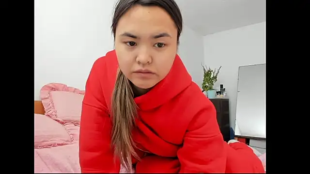 Snapshot of saika_blush chatting on 01/13/26, 06:29 saika blush online show from 01/13/26, 06:29