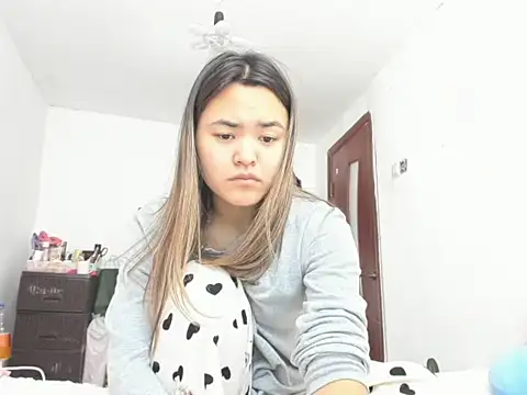 Snapshot of saika_blush chatting on 02/20/26, 06:26 saika blush online show from 02/20/26, 06:26