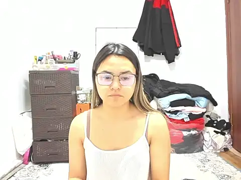 Snapshot of saika_blush chatting on 02/23/26, 06:00 saika blush online show from 02/23/26, 06:00