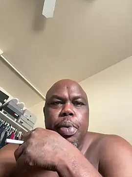 Snapshot of devon3421 chatting on 02/13/26, 07:32 devon3421 online show from 02/13/26, 07:32