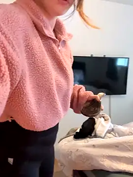 PiperPassionX online show from 10/01/25, 04:02