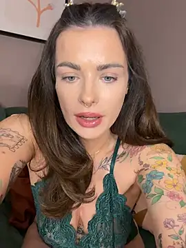 Snapshot of PiperPassionX chatting on 02/16/26, 10:17 PiperPassionX online show from 02/16/26, 10:17