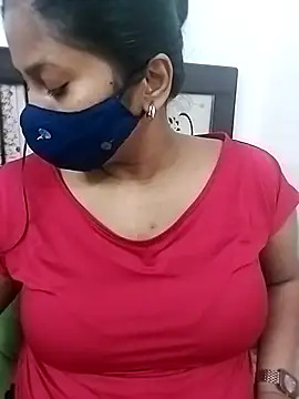 Snapshot of Shy_Peehu chatting on 03/21/26, 06:33 Shy Peehu online show from 03/21/26, 06:33