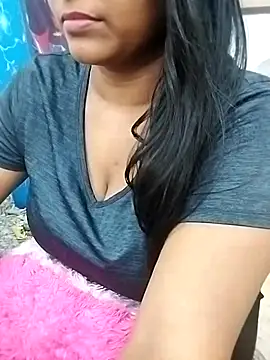 Snapshot of Shy_Peehu chatting on 07/20/26, 06:21 Shy Peehu online show from 07/20/26, 06:21