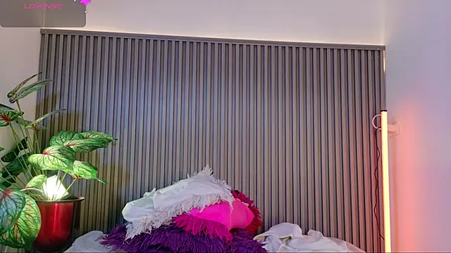 Celeste Presstigge online show from 09/10/25, 09:04