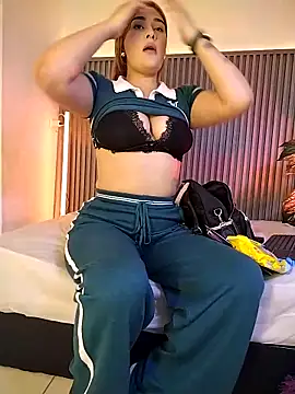 Celeste Presstigge online show from 10/12/25, 07:35