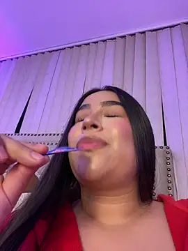 Zoey thompson online show from 04/30/26, 03:02