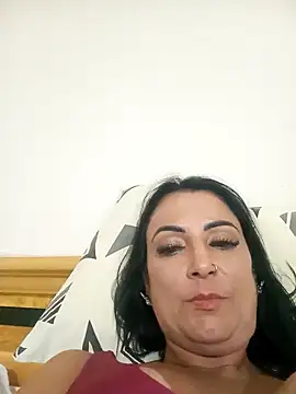 Snapshot of jadecristina chatting on 04/12/26, 08:58 jadecristina online show from 04/12/26, 08:58