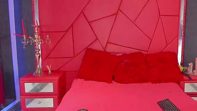 SienaFacchini online show from 09/23/25, 07:28