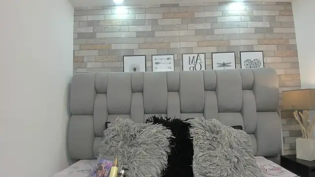 Snapshot of kathysmith19 chatting on 11/23/25, 03:06 kathysmith19 online show from 11/23/25, 03:06