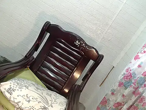 Side Chick online show from 05/15/26, 02:51
