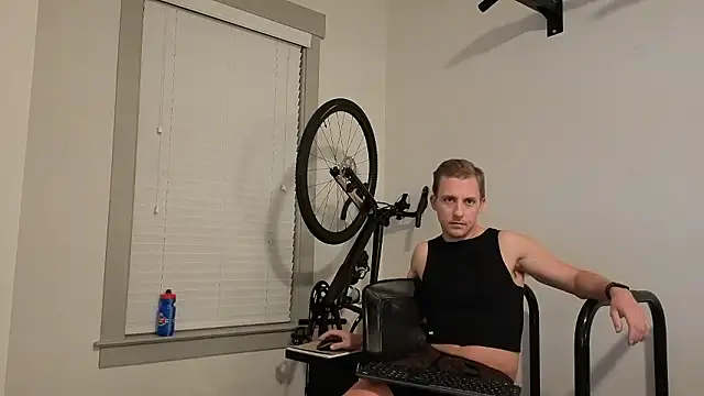 Snapshot of Drakerileyxxx chatting on 01/08/26, 03:31 Drakerileyxxx online show from 01/08/26, 03:31