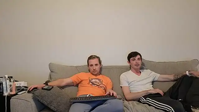 Snapshot of Drakerileyxxx chatting on 03/28/26, 02:00 Drakerileyxxx online show from 03/28/26, 02:00