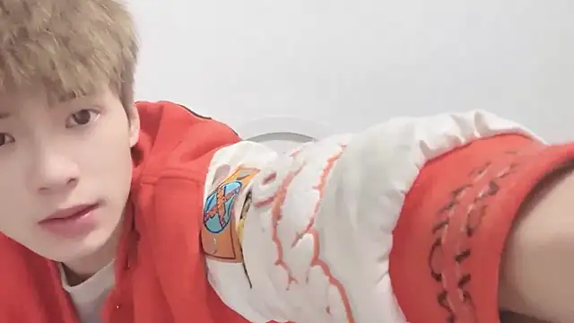 linger2563 online show from 11/10/25, 02:49