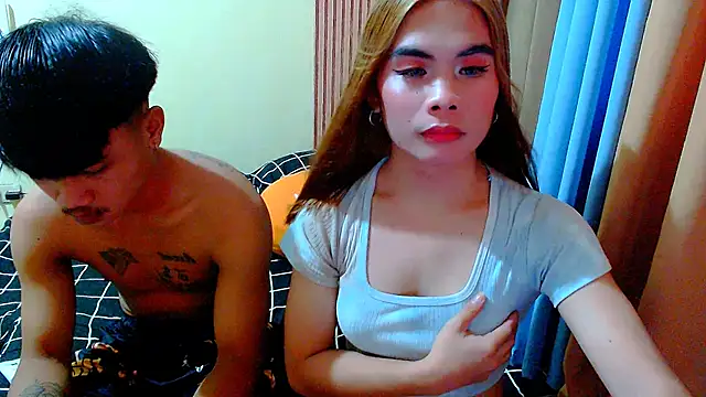 mikhaylahanderson online show from 10/21/25, 08:59