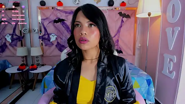 anyjones  online show from 10/30/25, 07:10