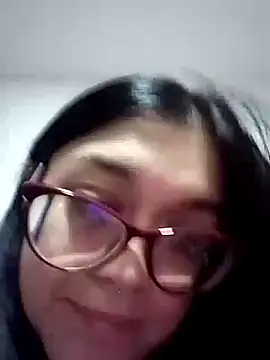 Snapshot of scarlet_owen69 chatting on 11/06/25, 12:22 scarlet owen69 online show from 11/06/25, 12:22