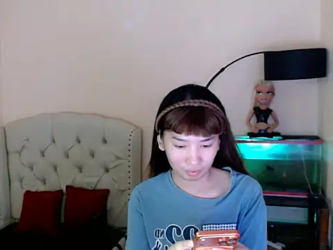 Snapshot of ShantalFoxxy_ chatting on 04/22/26, 12:35 ShantalFoxxy online show from 04/22/26, 12:35