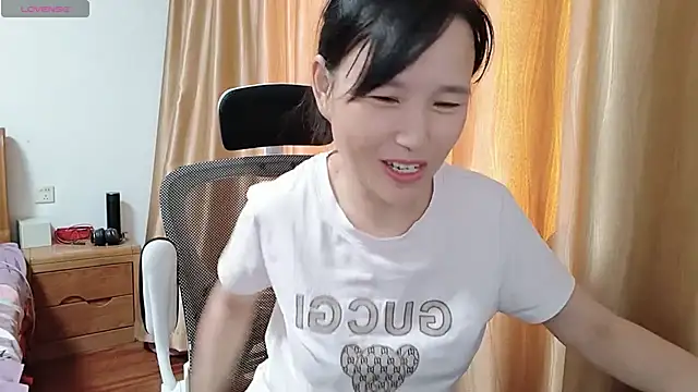 Snapshot of Haili-1 chatting on 09/15/25, 03:17 Haili-1 online show from 09/15/25, 03:17