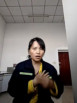 Snapshot of Haili-1 chatting on 10/22/25, 02:34 Haili-1 online show from 10/22/25, 02:34