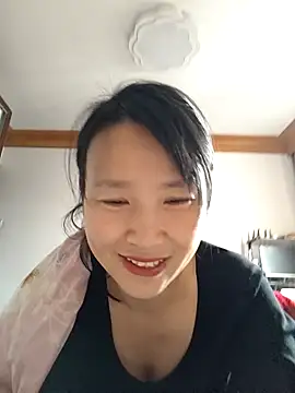 Snapshot of Haili-1 chatting on 01/18/26, 02:15 Haili-1 online show from 01/18/26, 02:15