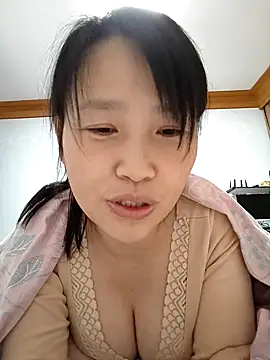 Snapshot of Haili-1 chatting on 01/19/26, 11:25 Haili-1 online show from 01/19/26, 11:25