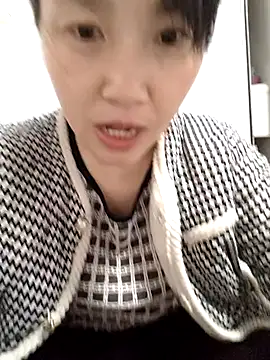 Snapshot of Haili-1 chatting on 04/04/26, 02:47 Haili-1 online show from 04/04/26, 02:47