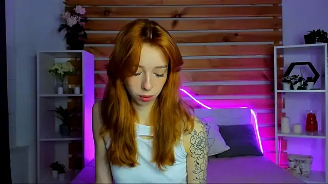 Lori Williams online show from 09/11/25, 01:06