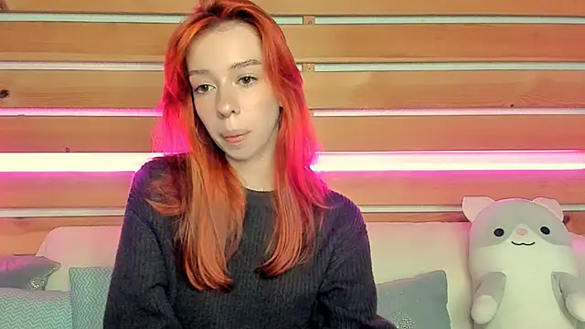 Lori Williams online show from 09/22/25, 01:07