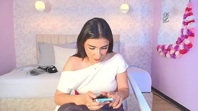 sweet artemiis online show from 09/22/25, 08:11