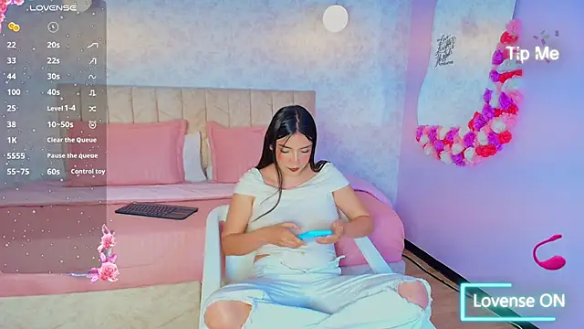 sweet artemiis online show from 11/06/25, 08:32