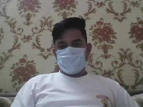 Snapshot of NIVAN_7251 chatting on 11/16/25, 10:43 NIVAN 7251 online show from 11/16/25, 10:43