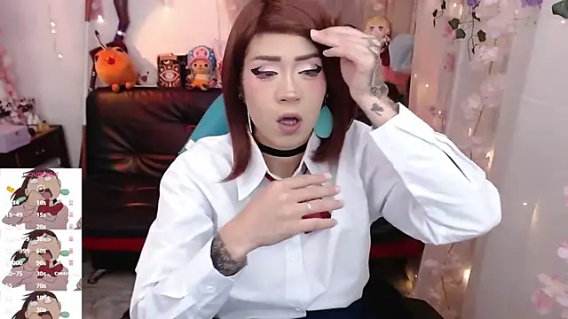 jadedelux  online show from 09/17/25, 07:48