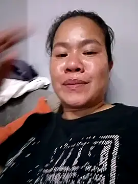 Snapshot of AsianbouncieGIRL chatting on 03/02/26, 12:24 AsianbouncieGIRL online show from 03/02/26, 12:24