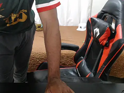 Snapshot of Negao_20cnts chatting on 11/08/25, 03:18 Negao 20cnts online show from 11/08/25, 03:18