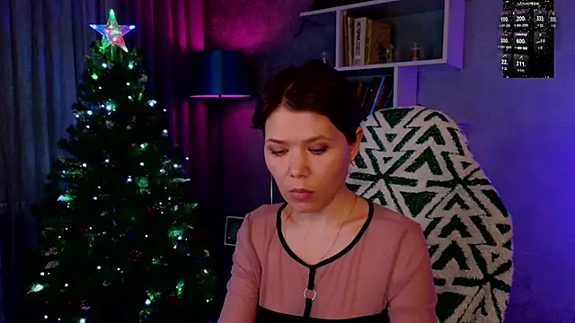 Snapshot of MyLittleGali chatting on 12/29/24, 05:42 MyLittleGali online show from 12/29/24, 05:42