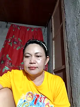 Everleigh mom online show from 09/13/25, 11:54