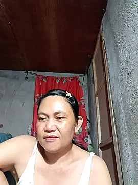 Everleigh mom online show from 09/19/25, 10:38