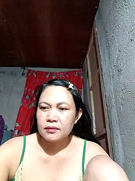 Everleigh mom online show from 09/24/25, 10:29