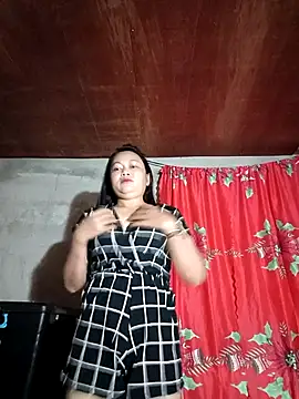 Everleigh mom online show from 10/09/25, 07:45