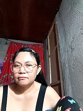 Everleigh mom online show from 10/15/25, 10:32