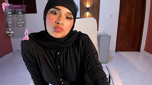 kayla hasab online show from 09/23/25, 02:47
