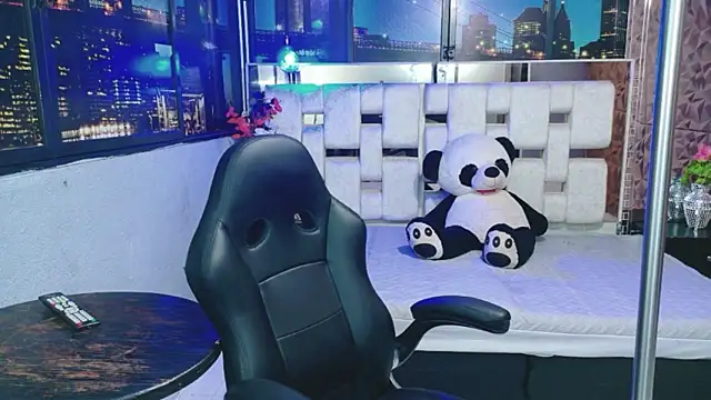 alandelrey57 online show from 12/16/25, 03:33