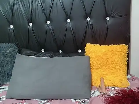 Lsnickykhanyile online show from 11/09/25, 05:22